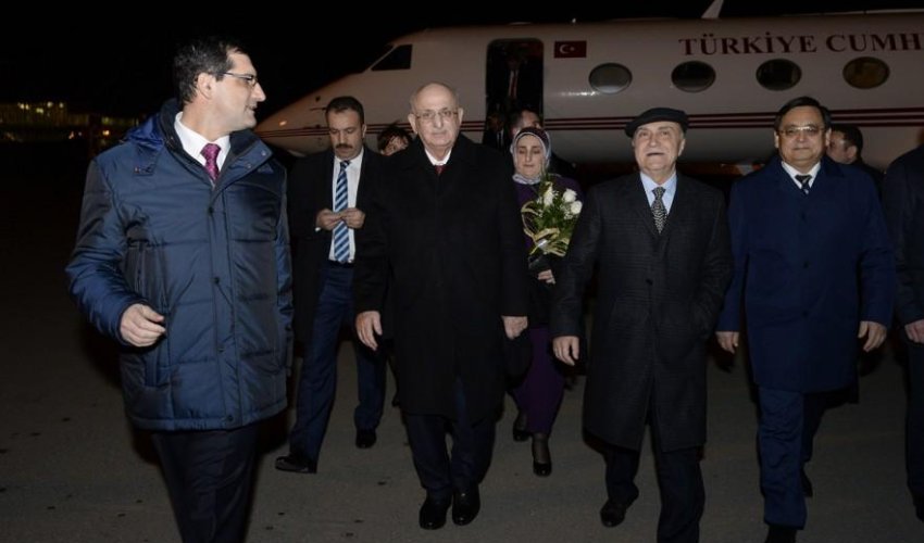 Speaker of Turkish parliament arrives in Azerbaijan Speaker of Turkish parliament arrives in Azerbaijan