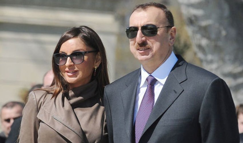 Prezident İçərişəhərdə Marionet Teatrının açılışında iştirak etdi