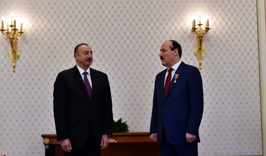  İlham Əliyev Dağıstan Respublikasının başçısını qəbul etdi