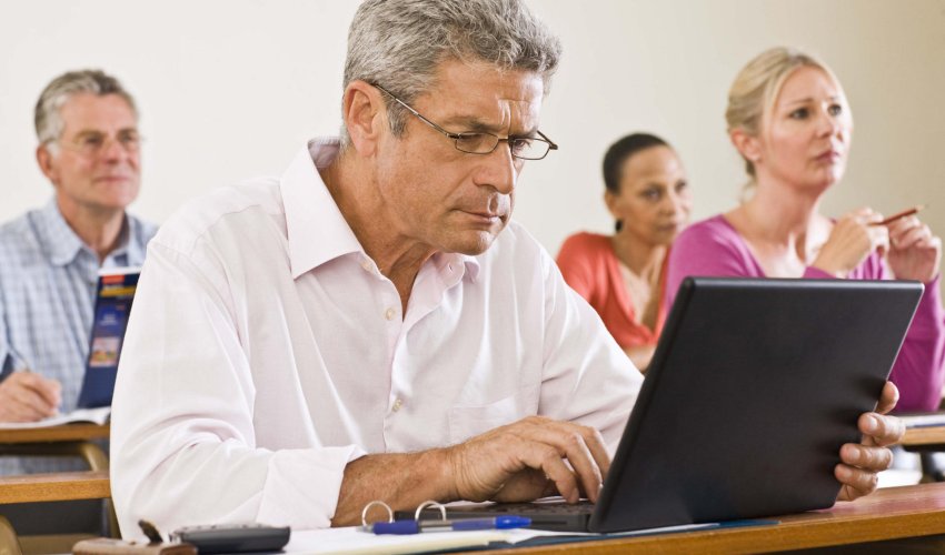 Azərbaycanda yaşlıların təhsili və ixtisasartırma kursları təşkil olunacaq