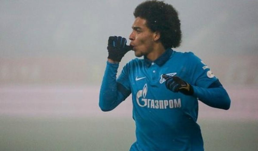 Daha bir ulduz futbolçu Çinə gedir