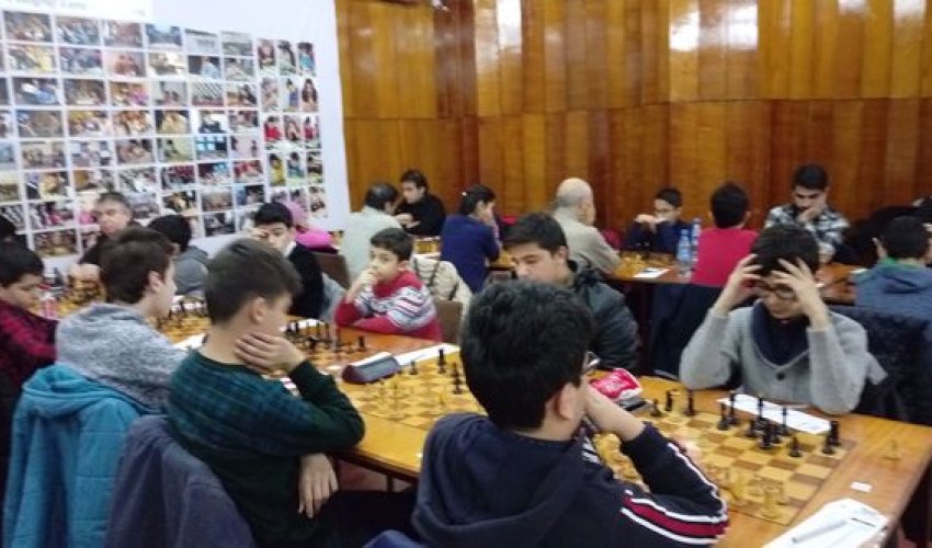 Bakıda birinci şahmat turniri başladı – FOTO