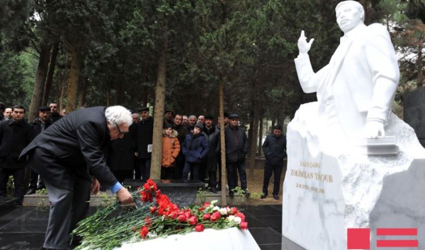 Zəlimxan Yaqubun məzarüstü abidəsinin açılışı olub - FOTOLAR