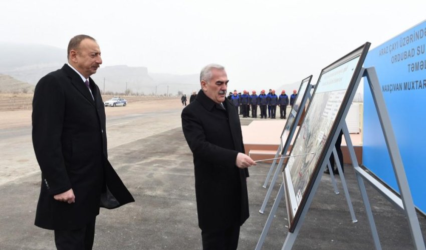 İlham Əliyev SES-in açılışında - FOTOLAR