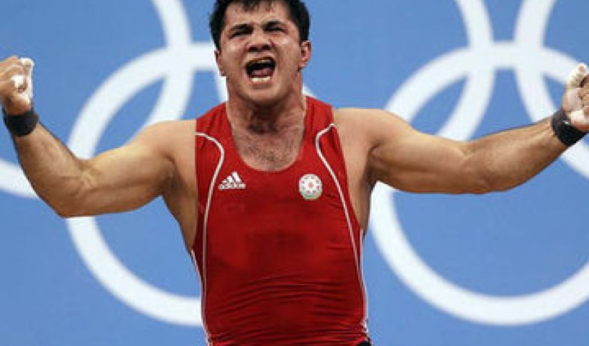 Azerbaijani weightlifter stripped of Olympic medal