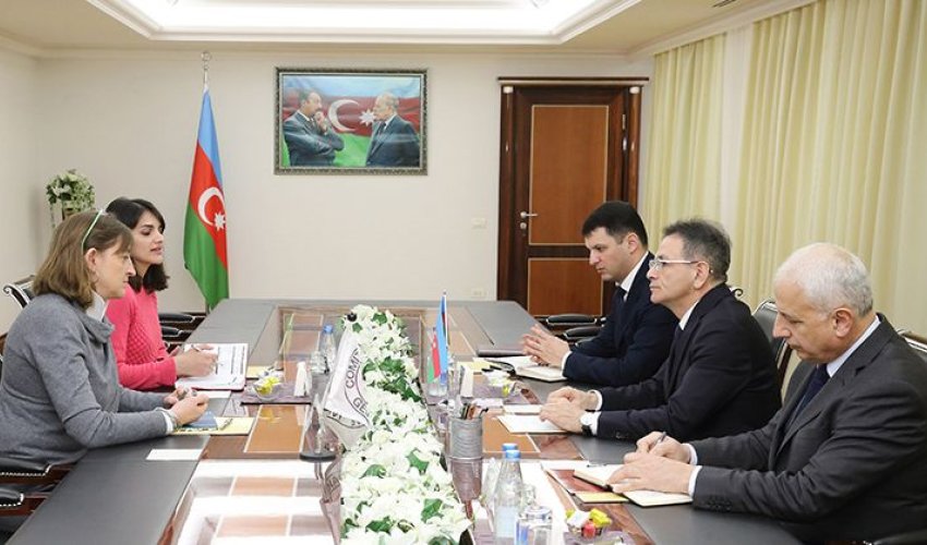 Mədət Quliyev BQXK-nın Azərbaycan nümayəndəliyinin rəhbəri ilə görüşdü