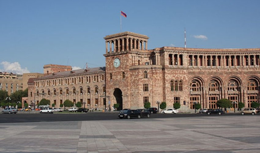 Lavrov Ermənistanı niyə coşdura bilmədi? - ŞƏRH