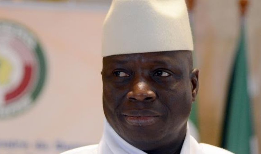 Keçmiş prezident 11 milyon dolları götürüb ölkədən qaçdı