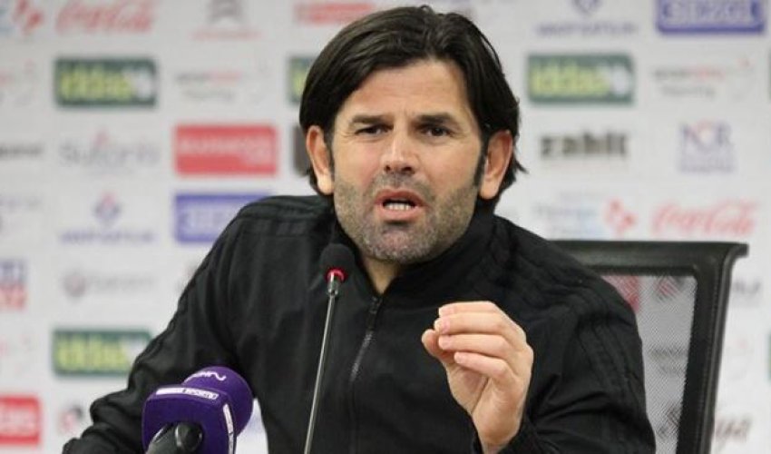 Superliqada növbəti baş məşqçi istefası