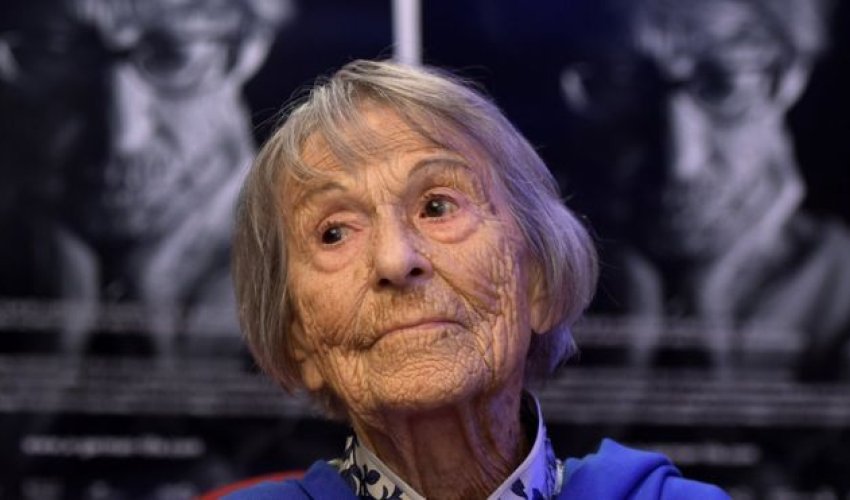 Top Nazi propagandist Goebbels' secretary dies at 106 Top Nazi propagandist Goebbels' secretary dies at 106