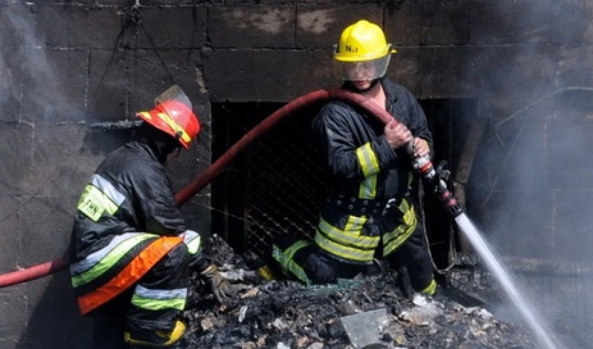 Fire broke out at residential building in Baku