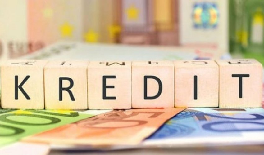 Rayonlarda kredit faizi yüksək həddədir - EKSPERT Rayonlarda kredit faizi yüksək həddədir - EKSPERT
