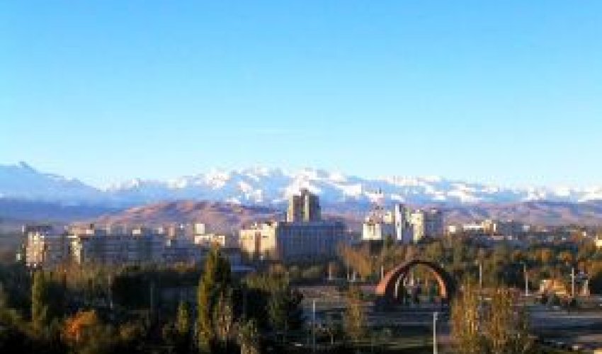 Qırğızıstanda prezident seçkilərinin vaxtı məlum olub