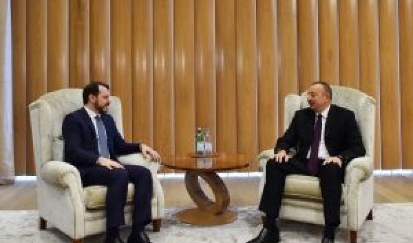 Prezident  Türkiyənin naziri ilə görüşüb