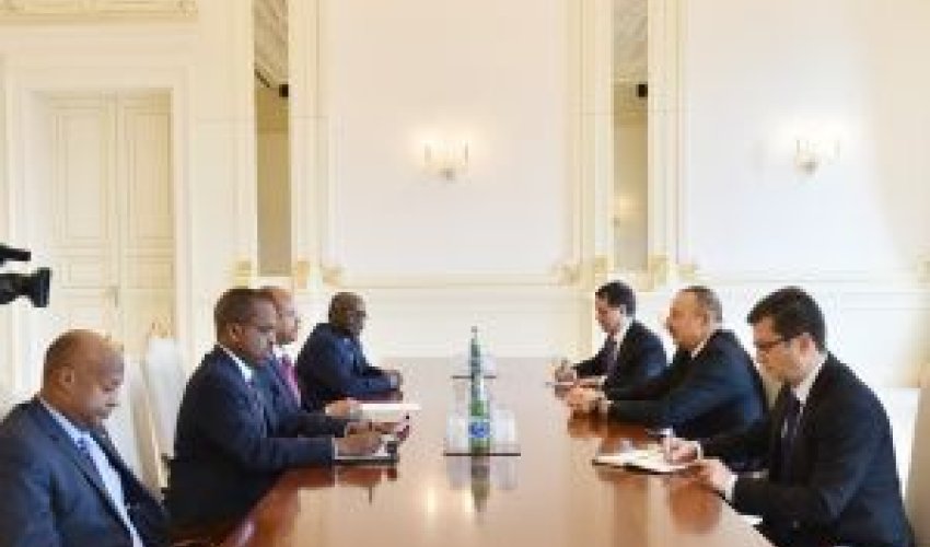 Prezident İlham Əliyev Cibutinin xarici işlər və beynəlxalq əməkdaşlıq nazirini qəbul edib
