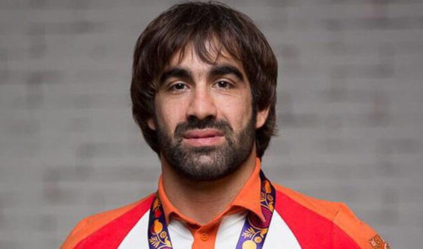 Rafael Ağayev karateyə sevgisindən danışdı 