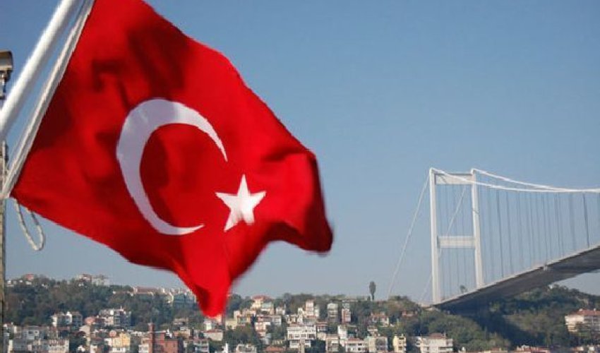 Hollandiyanın baş naziri Türkiyədən üzr istəyib