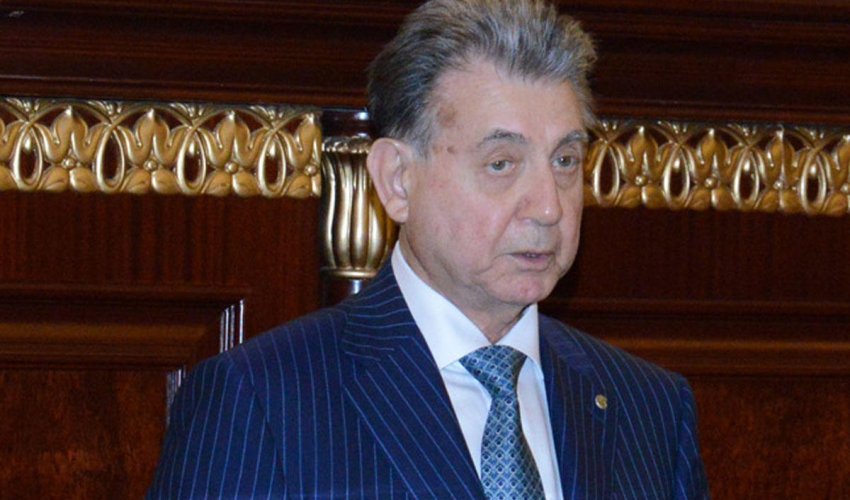 Akif Əlizadə: Azərbaycan cəmiyyəti uzun müddət elm ilə sahibkarlığı bir yerdə görə bilməyib