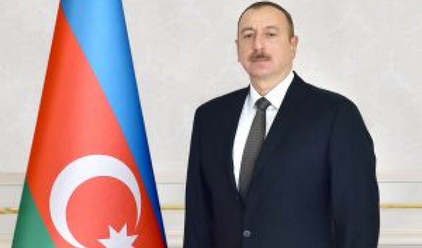 Prezident bir qrup hərbçi ilə görüşüb