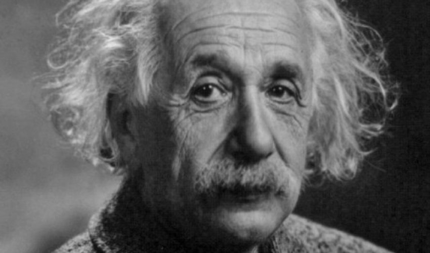 IQ 12-летняя девочки лучше Хокинга и Эйнштейна