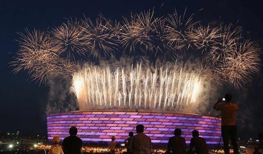 Iran signs off with 98 medals in Baku