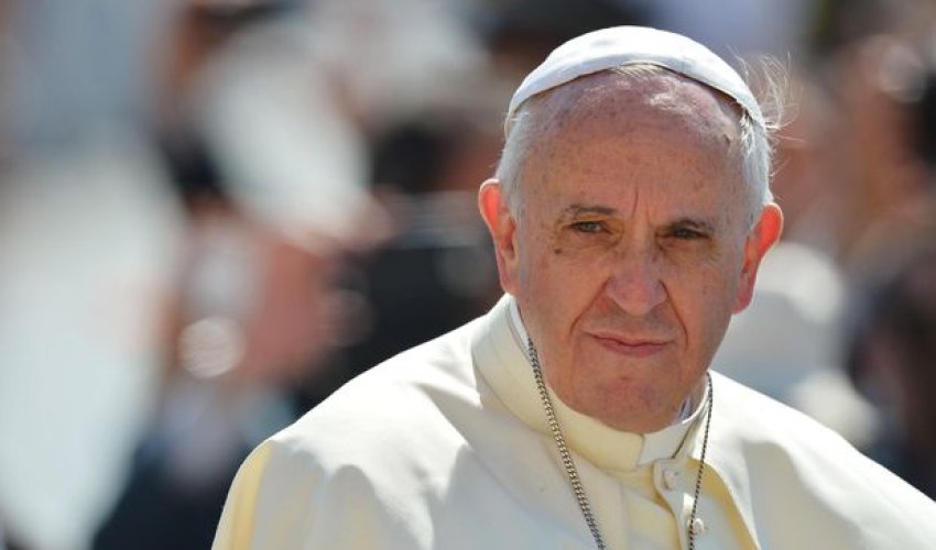 Roma Papası Vatikanda Trampı qəbul edib