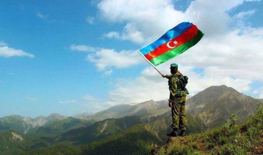 Şuşada Azərbaycan bayraği erməniləri qıcıqlandırmır -  Babayan