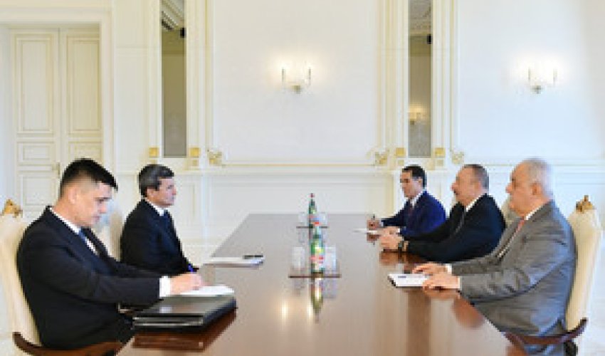 Prezident  Türkmənistan Nazirlər Kabineti sədrinin müavinini qəbul edib 