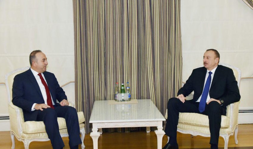 Prezident  Mövlud Çavuşoğlunu qəbul edib