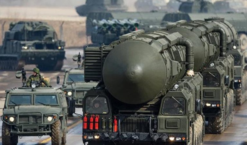 Rusiya 100 min ordu topluyur