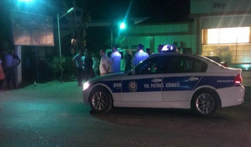В Баку полицейский устроил аварию В Баку полицейский устроил аварию