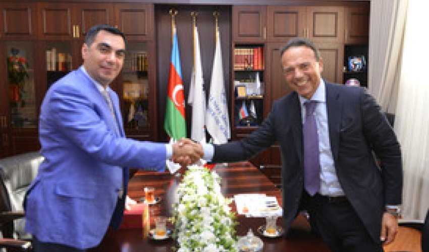 Maire Tecnimont Groupun vitse-prezidenti Bakı Ali Neft Məktəbində olub