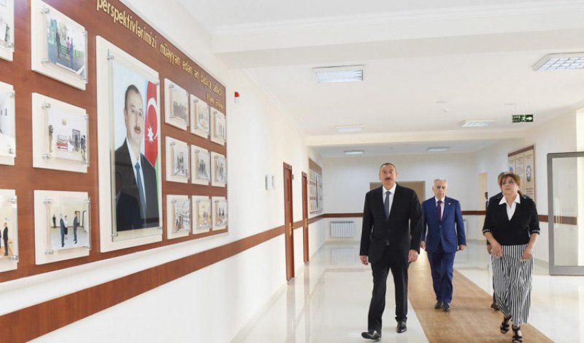 Prezident  239 və 162 nömrəli məktəblərin şəraitlə tanış olub - FOTOLAR