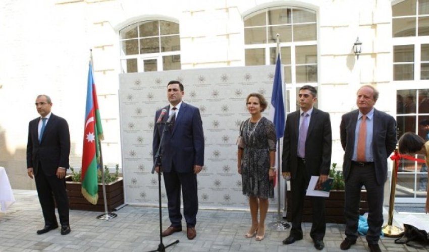 Bakıda Azərbaycan-Fransız Universitetinin yeni binasının açılışı olub