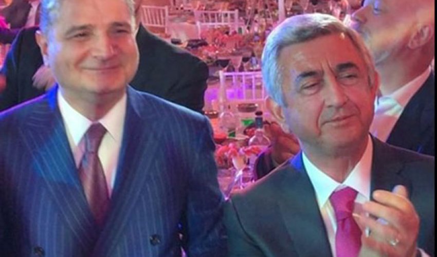 Sarkisyanın iştirak etdiyi toyda Azərbaycan mahnısı - VİDEO