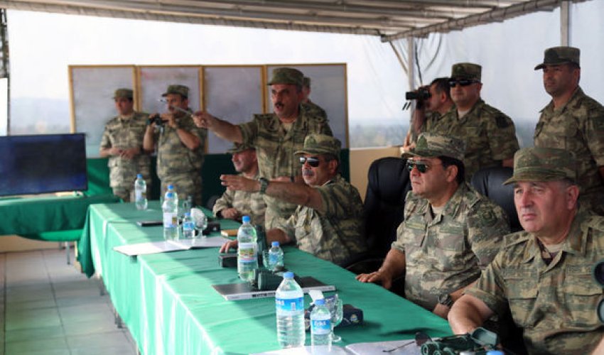 Genişmiqyaslı təlimlərin döyüş atışlı mərhələsi icra olunub – FOTOLAR