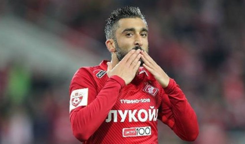 Məşhur azərbaycanlı futbolçu ölümdən döndü Məşhur azərbaycanlı futbolçu ölümdən döndü