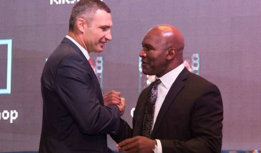 Əfsanəvi boksçular Bakıya toplaşdı – FOTO