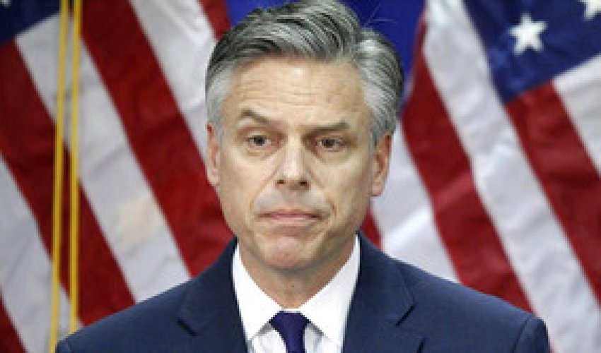 ABŞ-ın Rusiyadakı yeni səfiri etimadnaməsini Vladimir Putinə təqdim edib