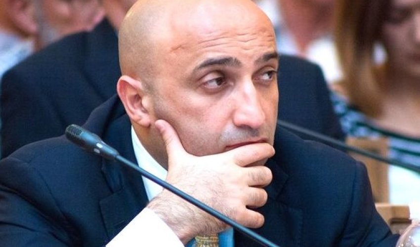 Порошенко присвоил Гюндюзу Мамедову государственный чин