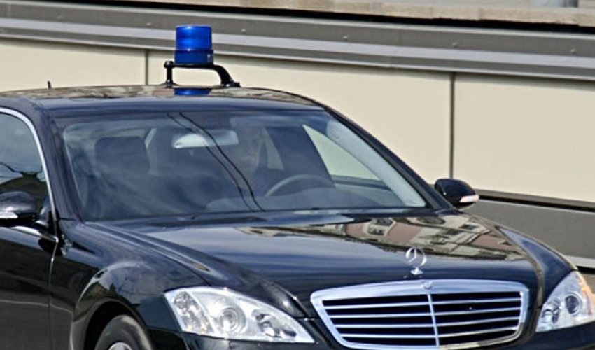 Bu dövlət qurumlarının xidməti avtomobillərdən istifadəsinə xitam verilib