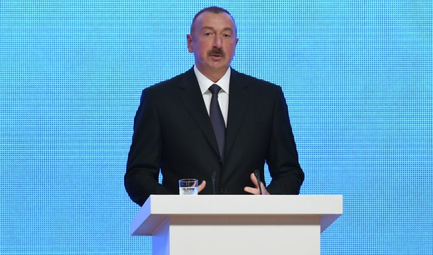 İlham Əliyev: “Bakı-Tbilisi-Qars dəmir yolu qlobal layihədir”