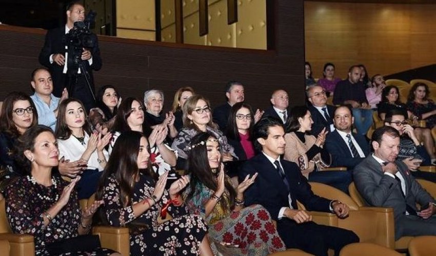 Leyla və Arzu Əliyevalar Luka Safronovun konsertində - FOTO