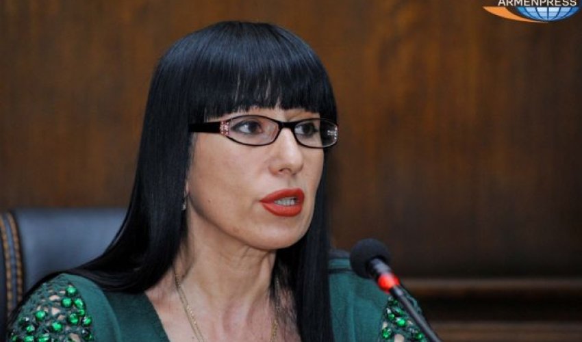 Daha iki erməni deputatı Bakıya gəlir