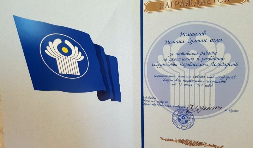 Putin azərbaycanlı nazir müavinini təltif etdi