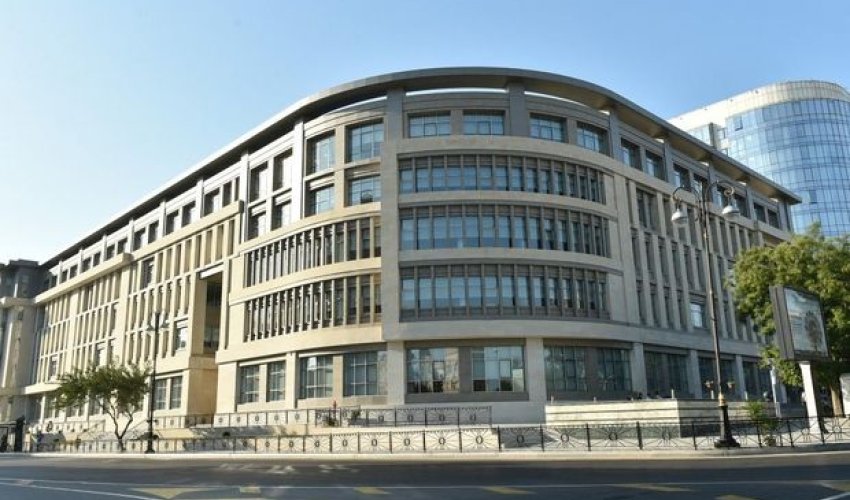 20 nömrəli məktəbə yeni direktor təyin olundu – FOTO 20 nömrəli məktəbə yeni direktor təyin olundu – FOTO