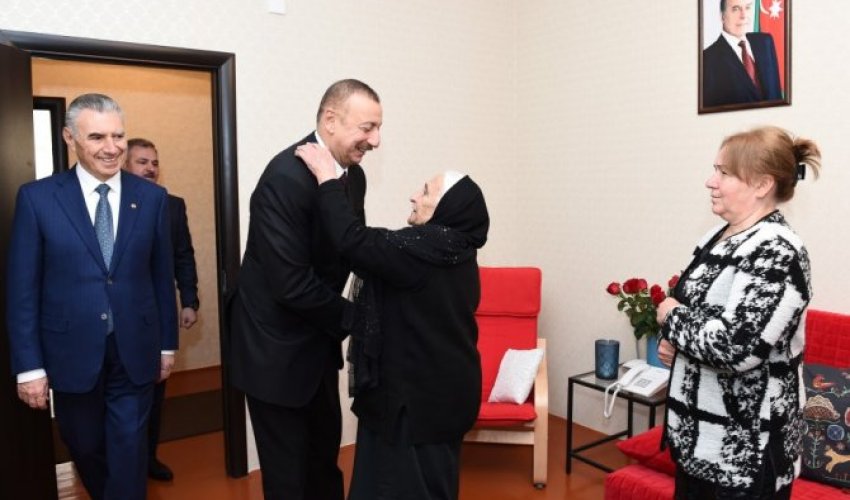 İlham Əliyev köçkün ailəsində 