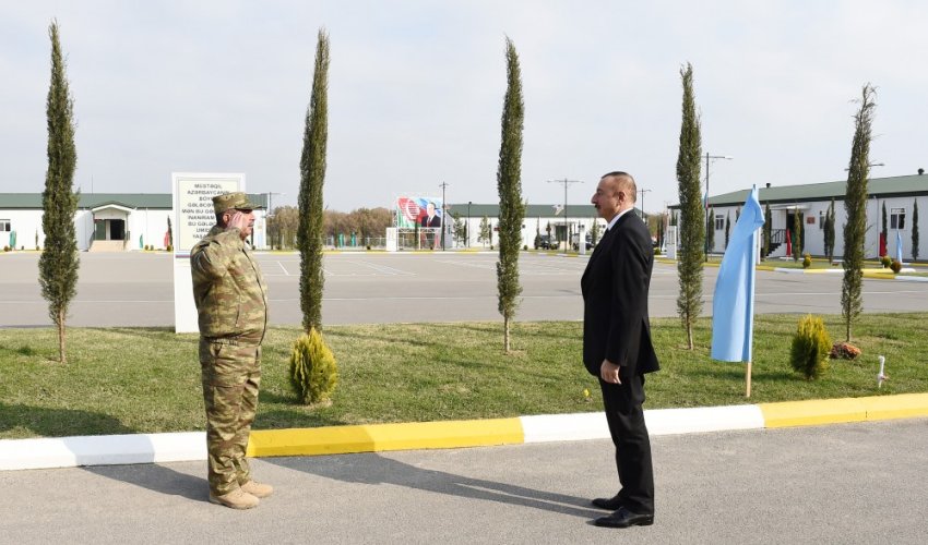 İlham Əliyev hərbi hissəyə baş çəkdi - FOTOLAR