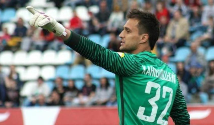 “Qarabağ”ın qapıçısı komandadan ayrılır