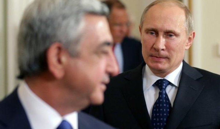 Rus telekanalı: Serj Sarkisyan gəzəyən ərli qadındır - VIDEO